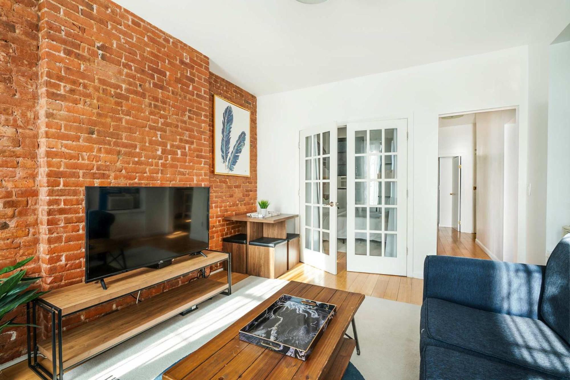 454-4r New 2br Prime Midtown Value Sleeps 5 Apartment *